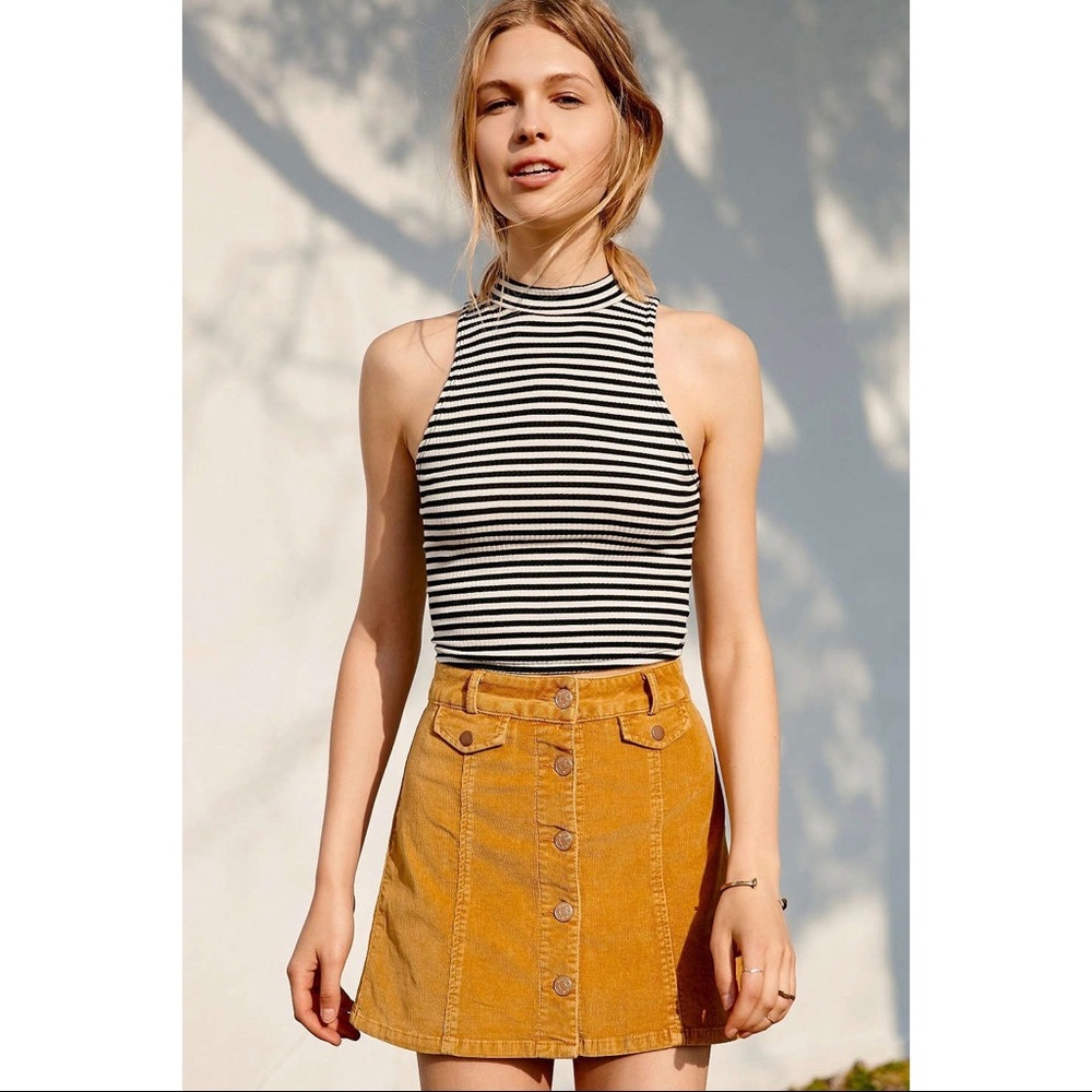 BDG SADIE denim skirt with button- front small - Picture 11 of 11